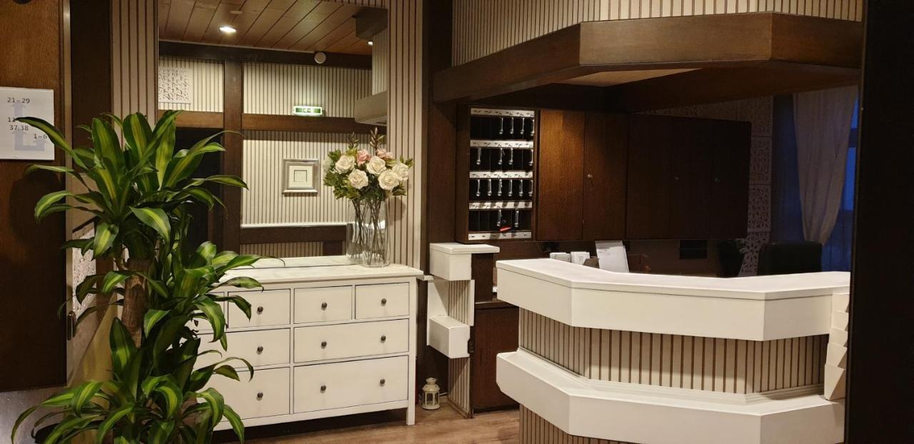 Hotel Gaya Bad Soden am Taunus Bagian luar foto