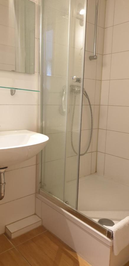 Hotel Gaya Bad Soden am Taunus Bagian luar foto