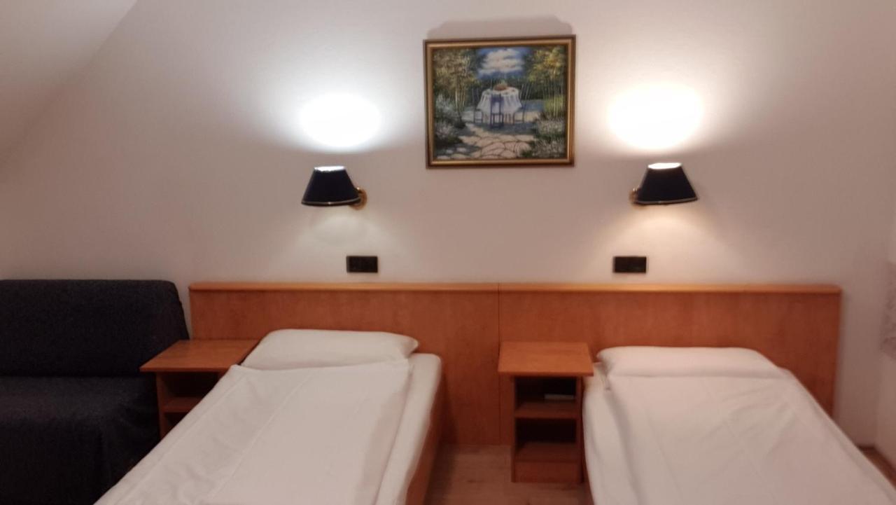 Hotel Gaya Bad Soden am Taunus Bagian luar foto
